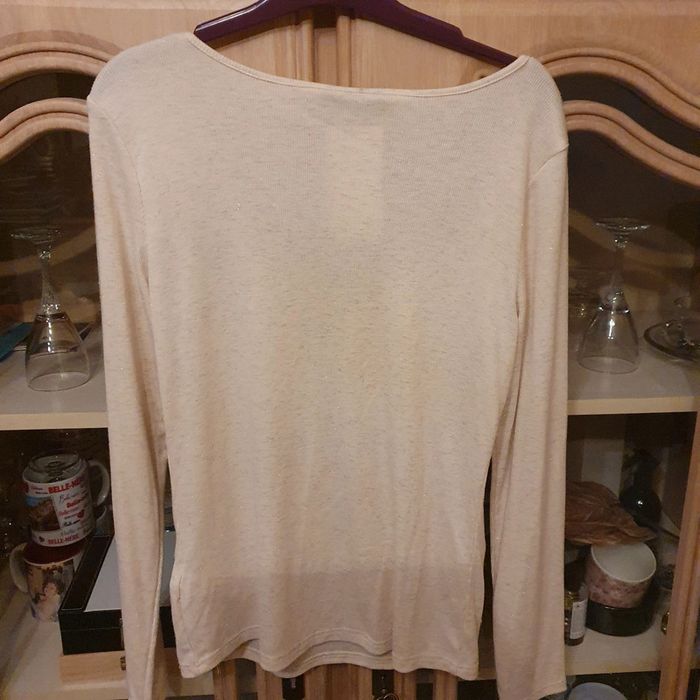 Haut Bonobo col en V champagne avec liseré doré Taille L Excellent etat - photo numéro 4