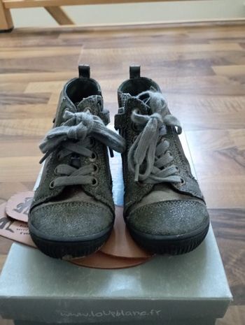 Bottines loup blanc 24