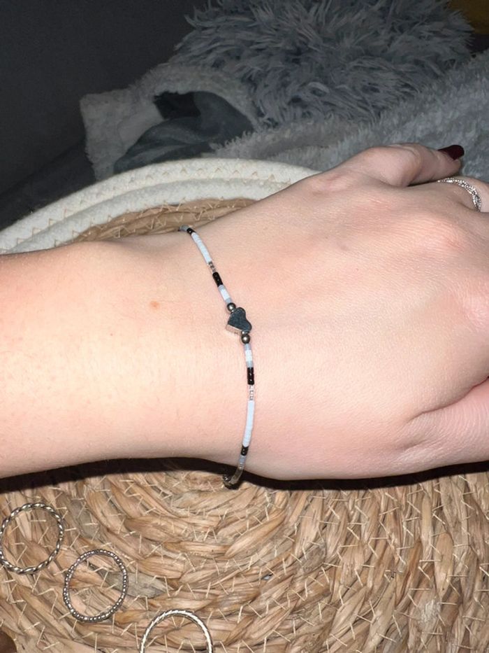 Bracelet Perle Femme neuf gris noir blanc cœur - photo numéro 3