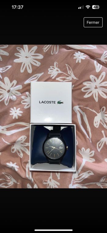 Montre Lacoste