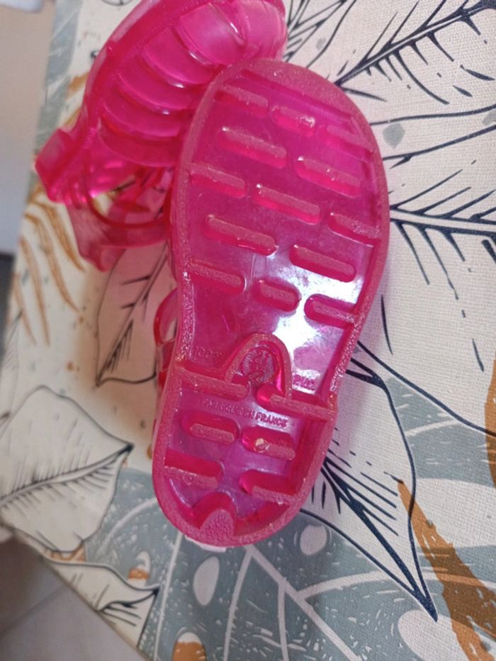 Chaussures aquatiques rose taille 21/22 - photo numéro 3