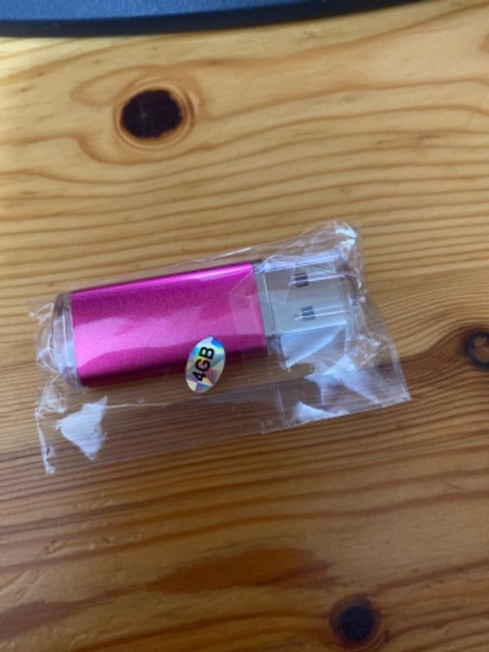 Clé USB rose