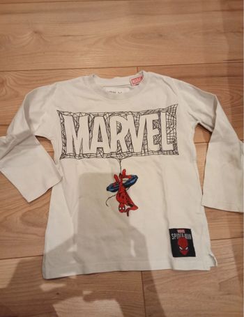 T-shirt Marvel