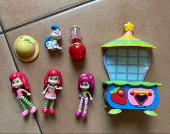 Lot Charlotte aux fraises 