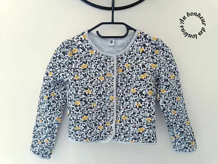 8 ans veste mi saison petit bateau ( ne taille pas très grand)