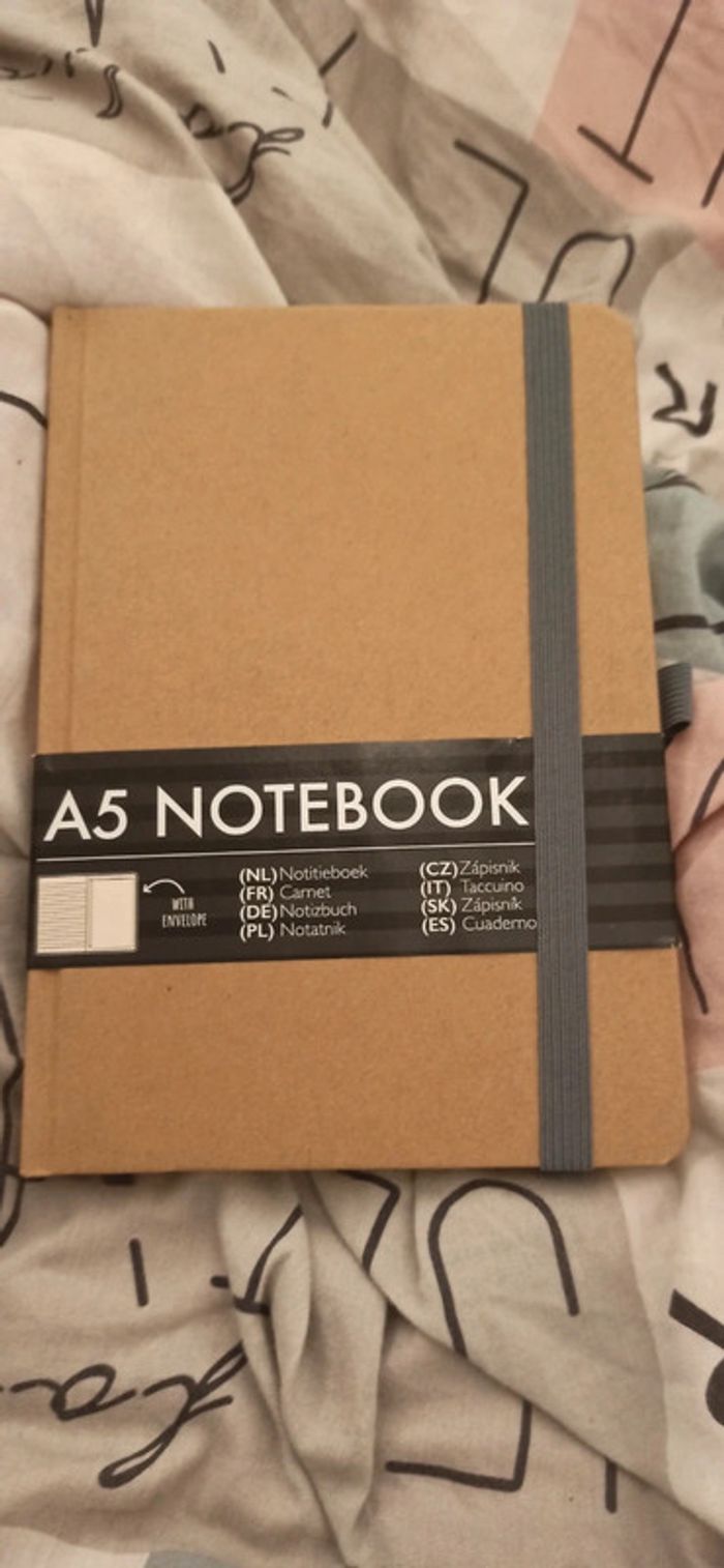 Assortiments de Notebooks Neufs - photo numéro 8