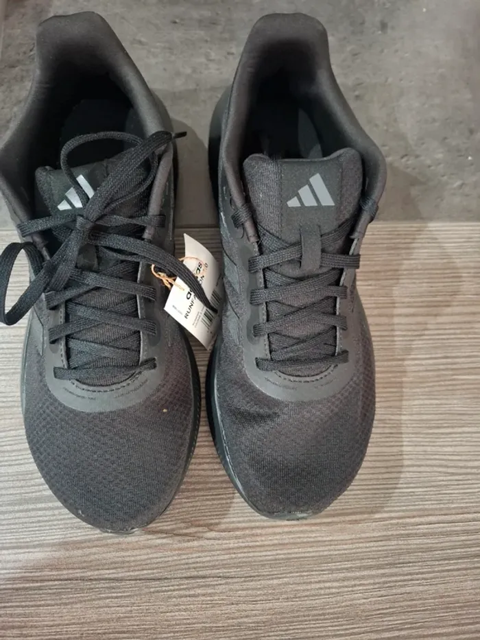 Adidas neuve