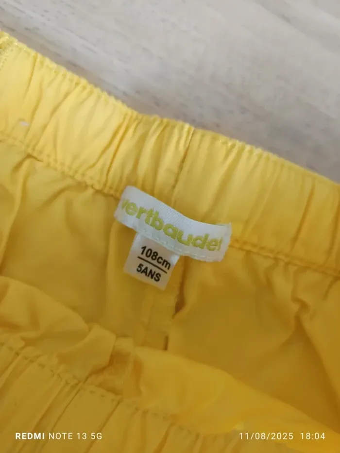 Magnifique short jaune Vertbaudet taille 5 ans - photo numéro 3