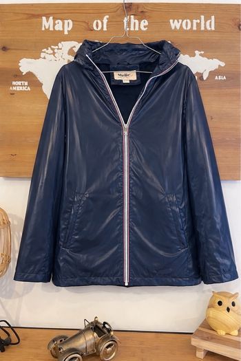 Veste brillante bleu marine avec capuche – très bon état