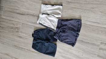 Lot de 3 shorts, taille 5 ans