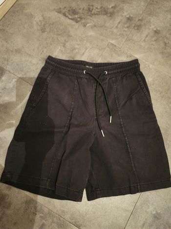 Bernuda noir
