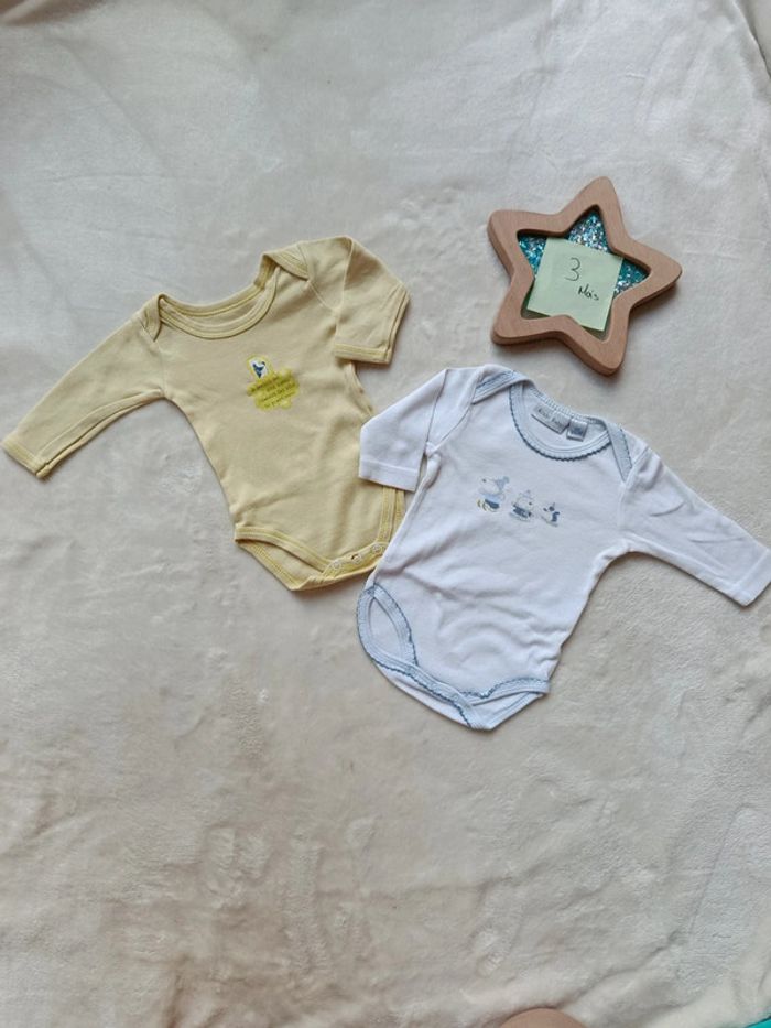 Lot bodies 3 mois Kiabi
