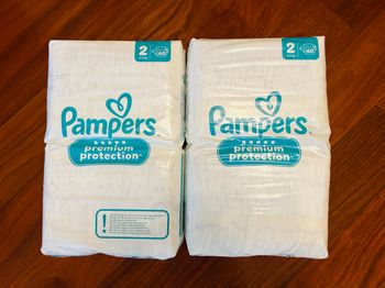 120 couches Pampers premium protection taille 2