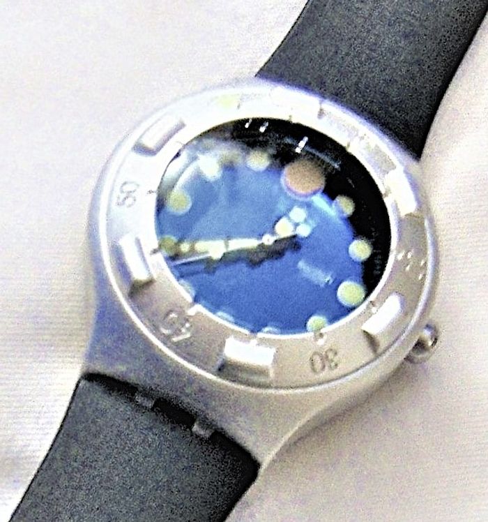 Montres SWATCH "Hydrospace" - photo numéro 2