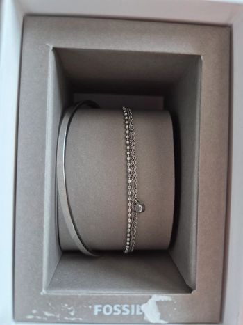 Lot de bracelets Fossil neufs