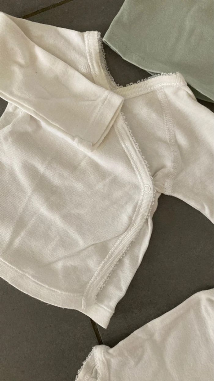 Lot ensemble vêtement body bodys bodies haut polo 6 mois fille - photo numéro 2