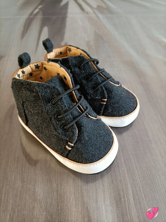 Chaussures montantes grises TAO 6-12 mois