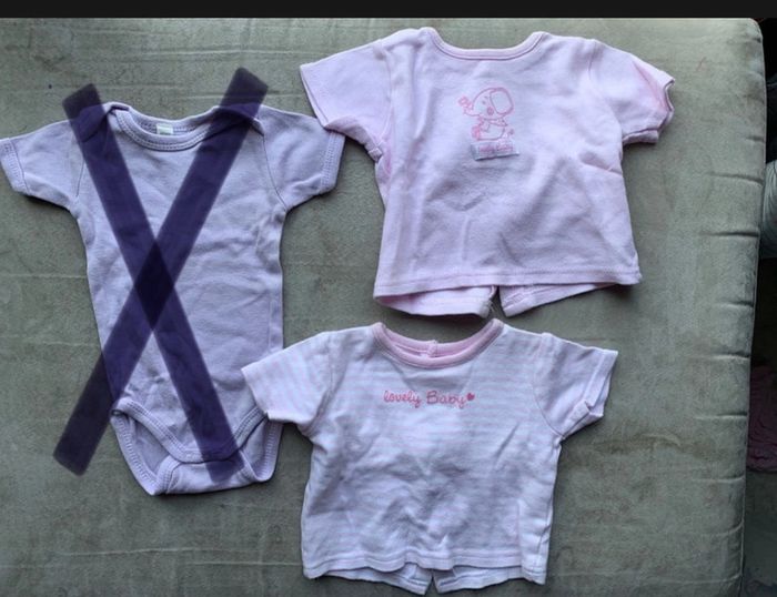 Lot 2 t shirts fille 3 mois