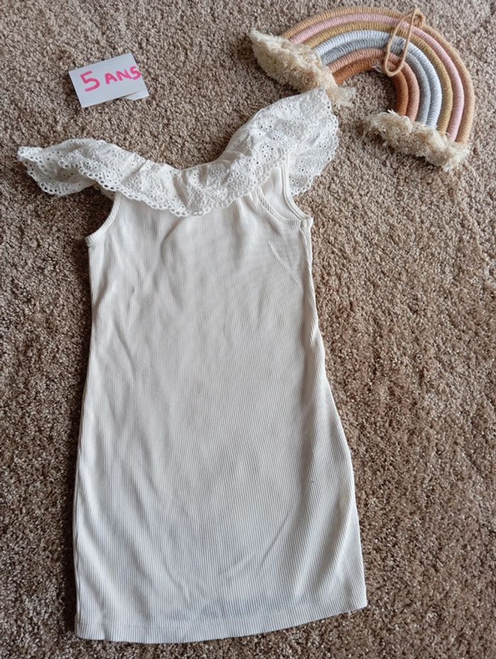 Robe blanche 5 ans