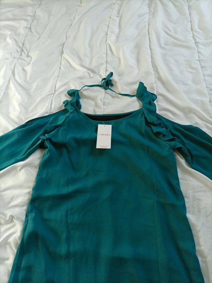Très jolie robe verte camaïeu taille 36 neuve avec étiquette - photo numéro 2