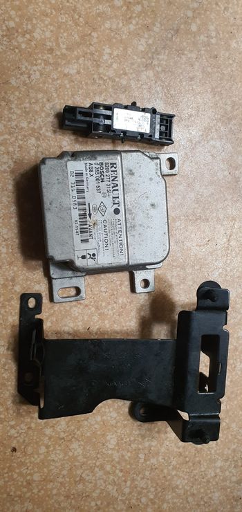Renault boitier calculateur air bag