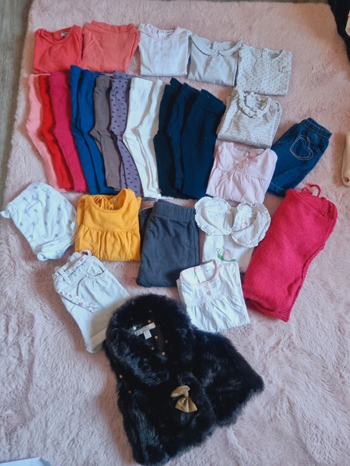 Lot 29 articles  bébé fille - 12 mois - toute marques