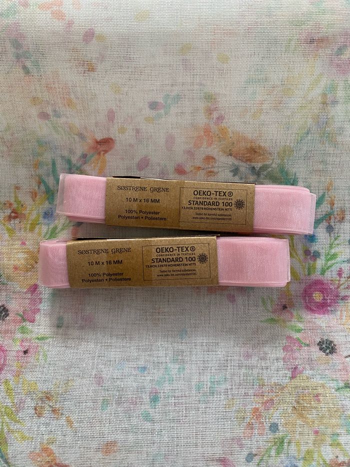 Rubans rose pâles - photo numéro 2