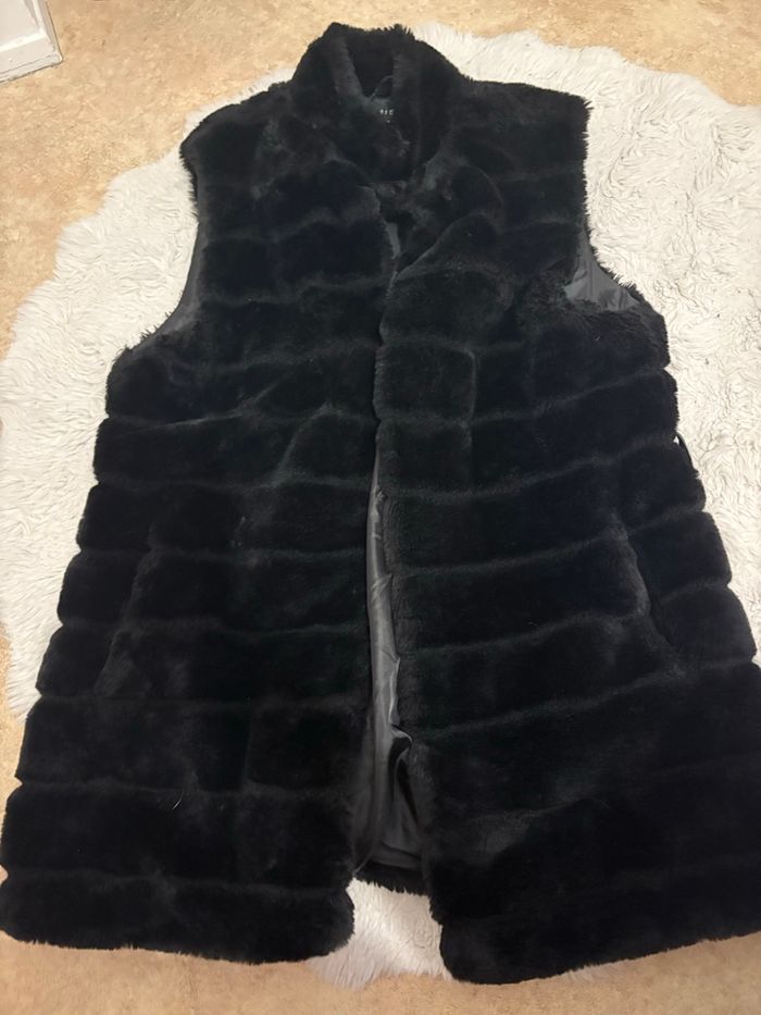 Manteau sans manche - photo numéro 2