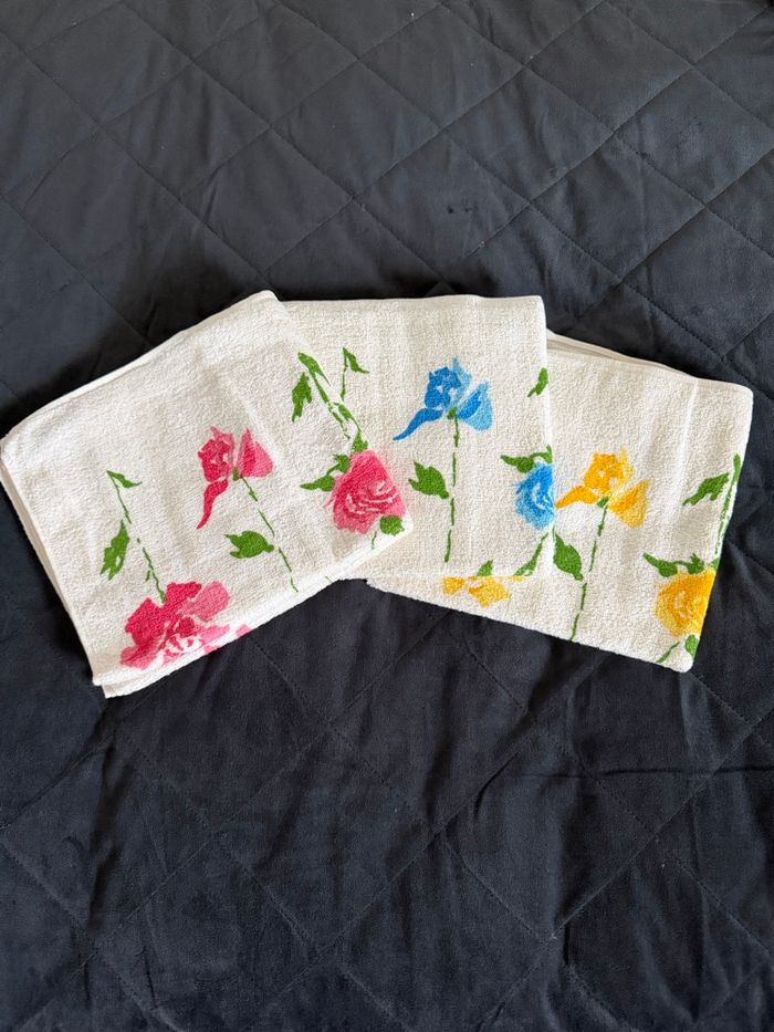 Lot 3 serviettes coton neuves - photo numéro 1