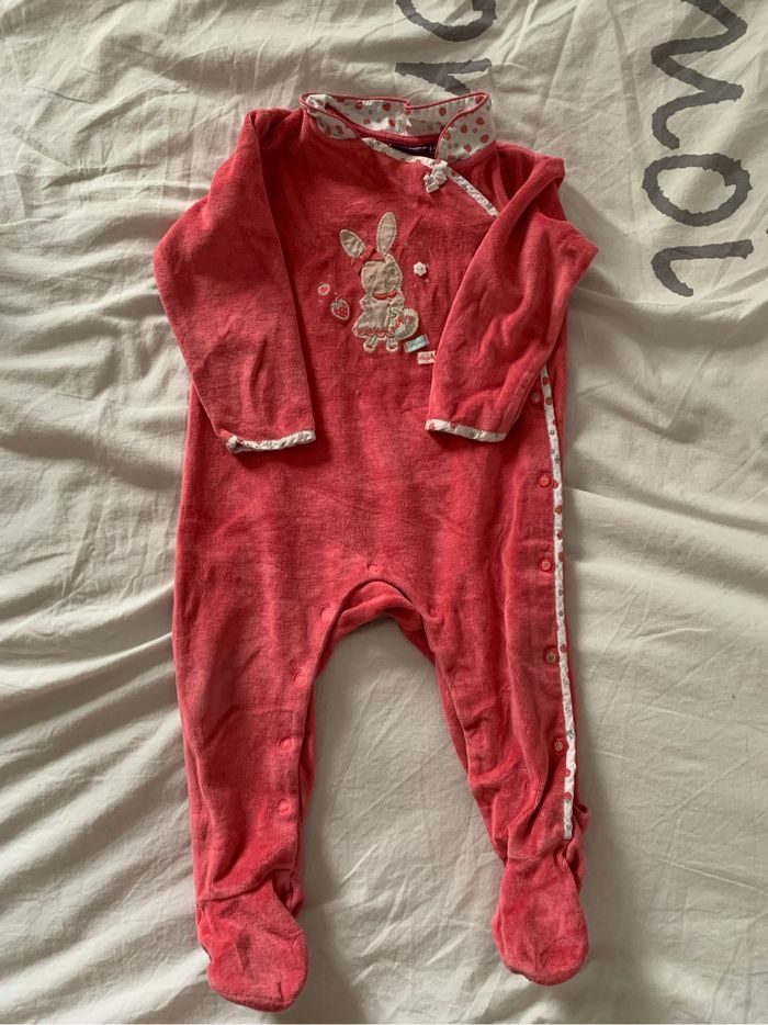 Lot de 3 pyjamas taille 18 mois - photo numéro 3
