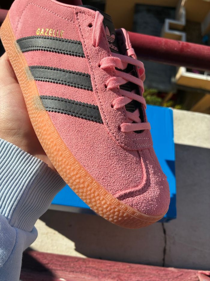 Adidas Gazelle Pink/Black/Gold - Taille 38 - Neuves - photo numéro 6