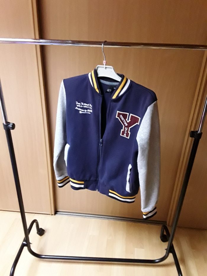 Lot de vetements garcon 12ans - photo numéro 6