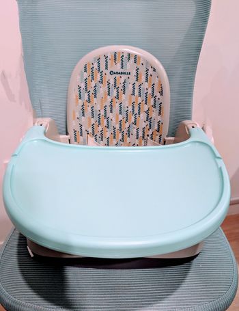 Rehausseur de chaise avec plateau repas Badabulle gris/turquoise lol