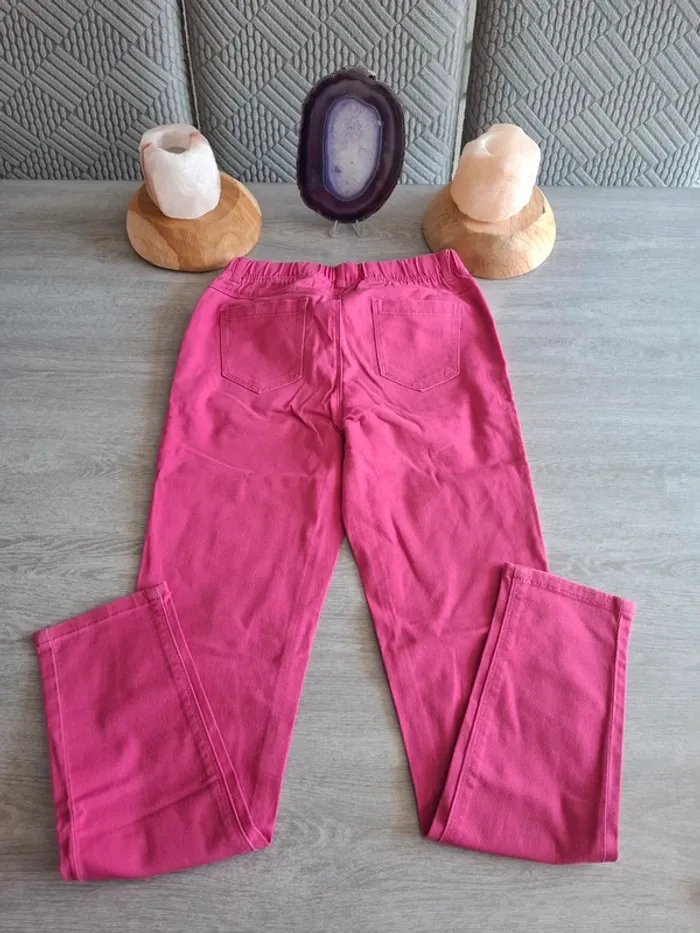Pantalon taille 12 ans neuf sans étiquette 🏷 - photo numéro 4