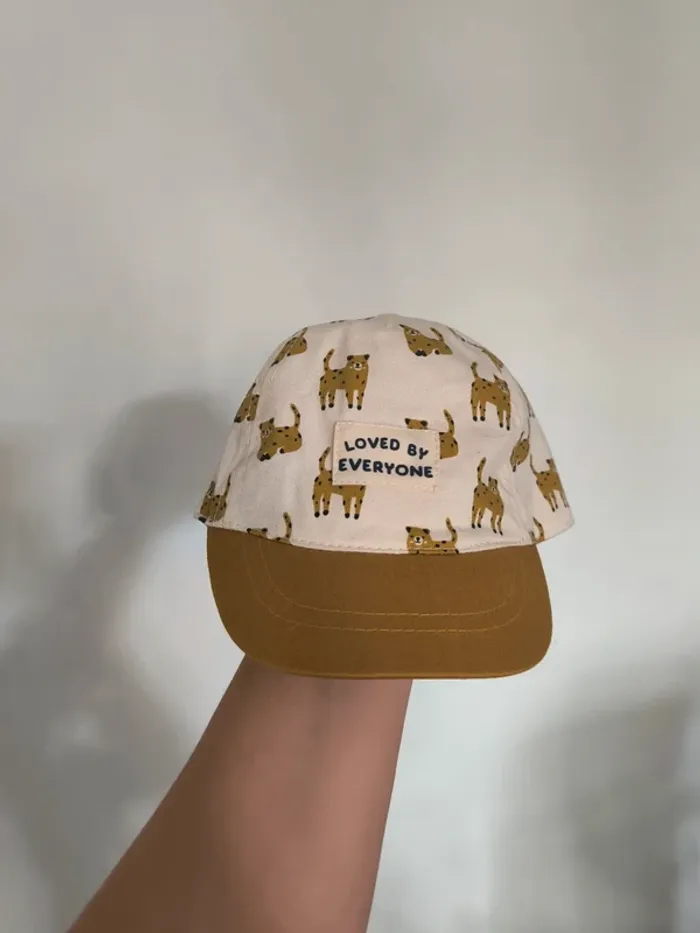 Casquette bébé neuve avec étiquette