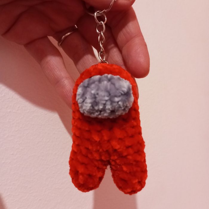 Porte-clés Among Us au crochet - photo numéro 2