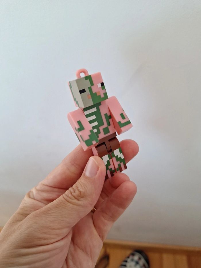 Figurine articulée porte clé minecraft zombie pigman