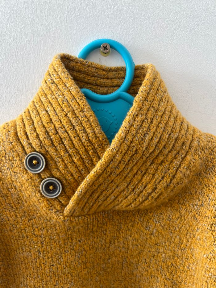 Pull jaune - photo numéro 2