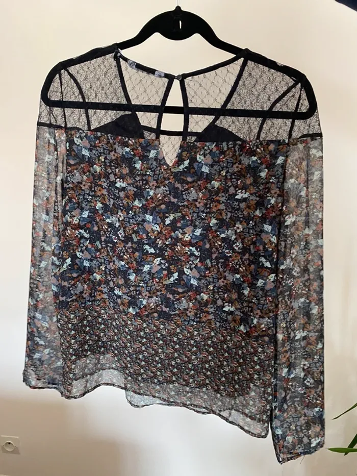blouse nafnaf fleuris taille 38 détail en tulle - photo numéro 3