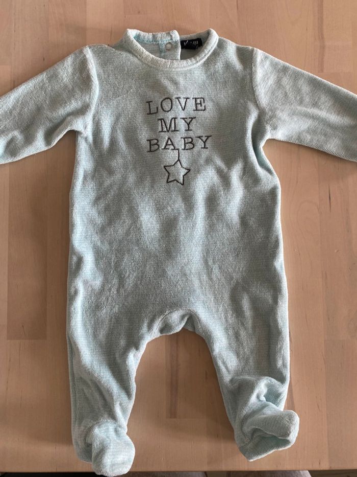 Lot 5 pyjamas en velours - taille 3 mois