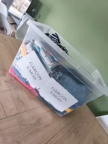 Lot revendeur 70 pièces