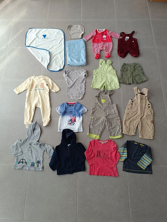 Lot 13 vêtements garçon et 3 accessoires
