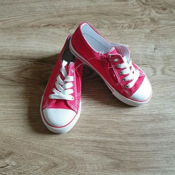 ⭐ Baskets en toiles pointure 30 Tex ⭐