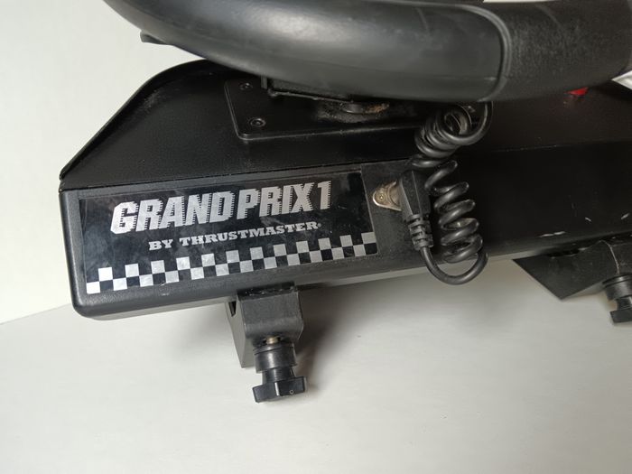 Volant Vintage Grand Prix 1 by ThrustMaster pour DOS Windows 3.1/95 - photo numéro 10