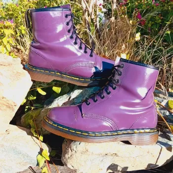 Dr. Martens made in England violet UK6 39