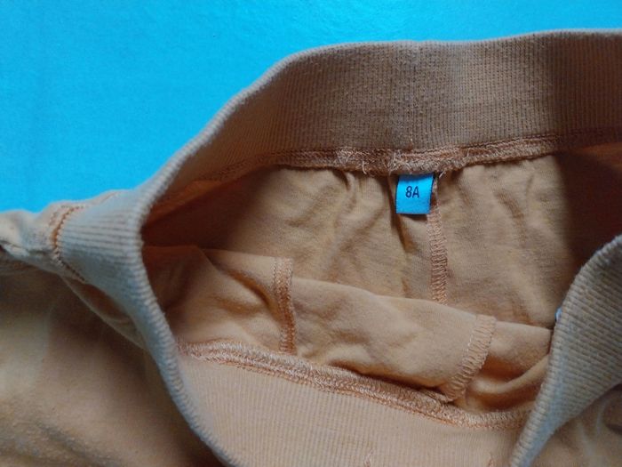 Lot de deux shorts fille 8ans - photo numéro 7