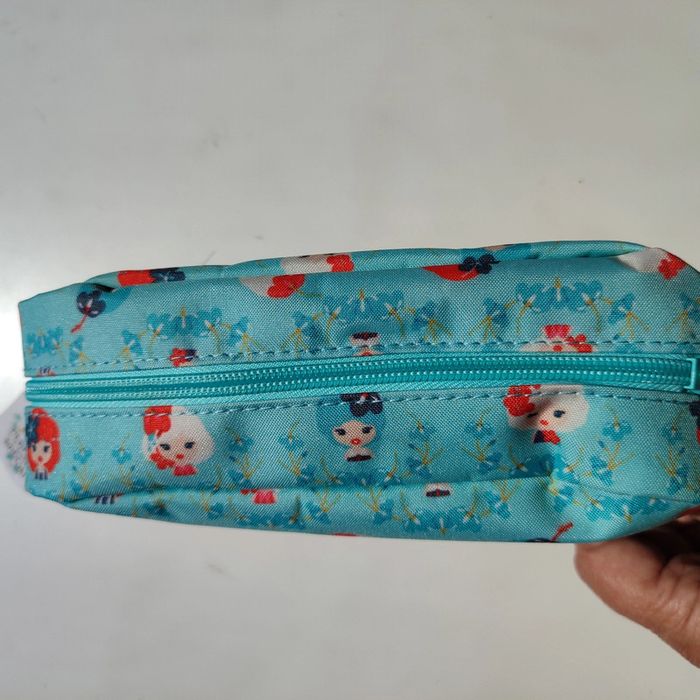 Très belle trousse de 20 x 12 x 7 cm, Lil'ledy - photo numéro 3