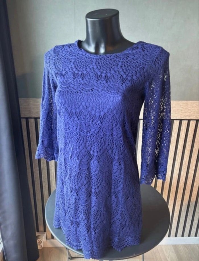 Robe élégante en dentelle
