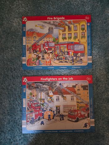 Lot de 2 puzzles 