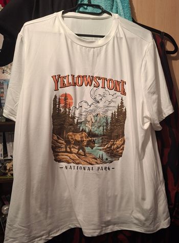 Tee-shirt yellowstone